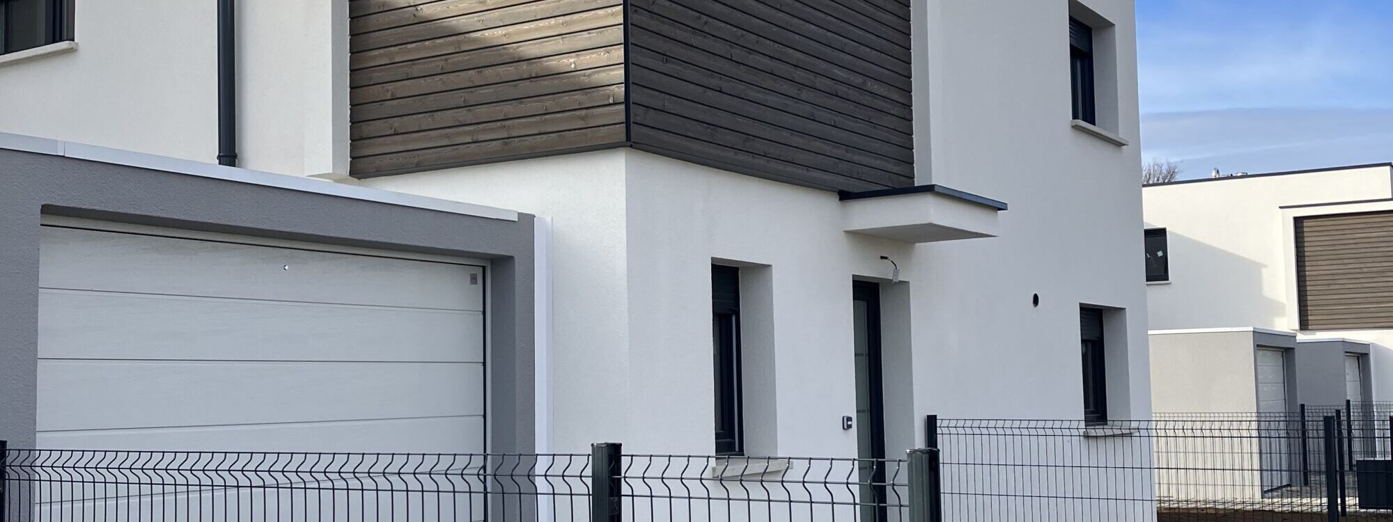 IMG_0075 2000X750 | Le HAMO® Quels sont les styles architecturaux associés aux maisons à toit plat ? Sélestat
