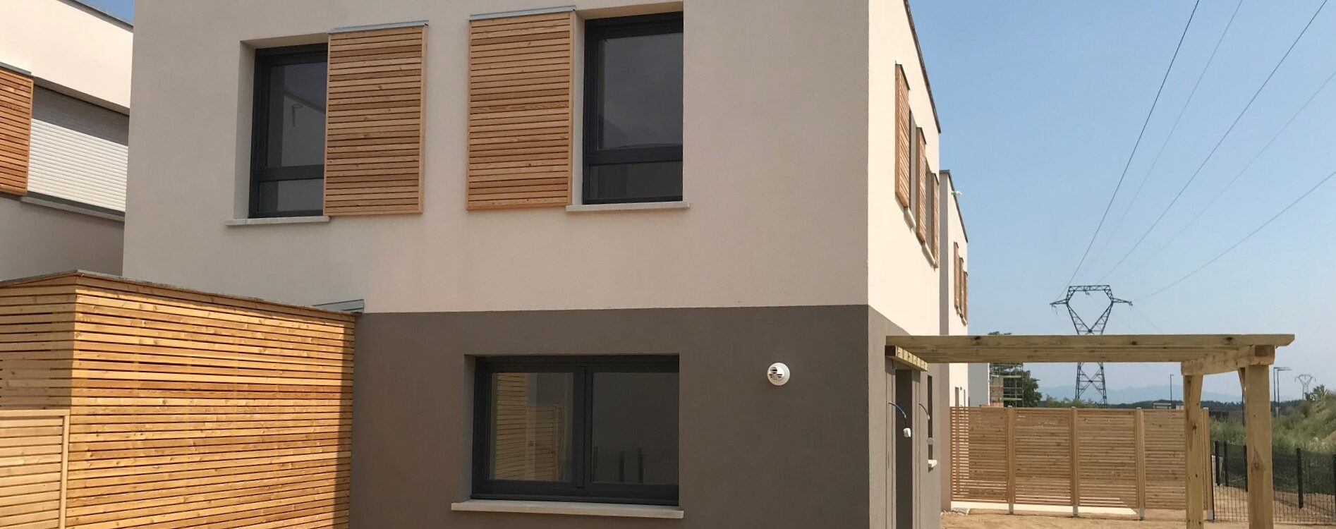 CROIX BLANCHE 1 1894X750 | Le HAMO® Quels sont les caractéristiques d’un toit plat sur une maison neuve ? Pfastatt